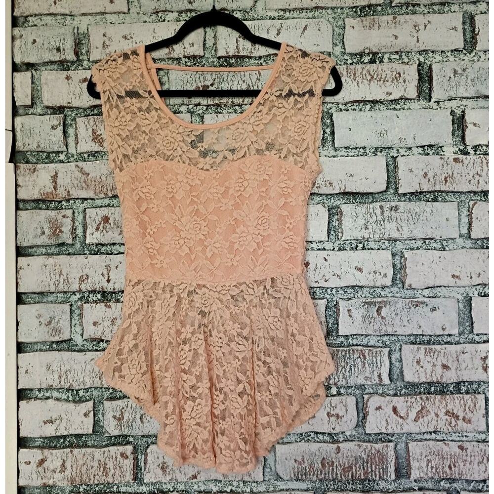 Lace Sleeveless Peplum Blouse Sweetheart Neck Juniors M Pink Victorian Soft Girl